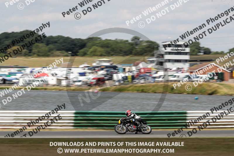 Vintage motorcycle club;eventdigitalimages;mallory park;mallory park trackday photographs;no limits trackdays;peter wileman photography;trackday digital images;trackday photos;vmcc festival 1000 bikes photographs