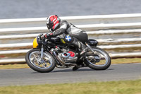 Vintage-motorcycle-club;eventdigitalimages;mallory-park;mallory-park-trackday-photographs;no-limits-trackdays;peter-wileman-photography;trackday-digital-images;trackday-photos;vmcc-festival-1000-bikes-photographs