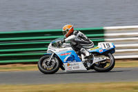 Vintage-motorcycle-club;eventdigitalimages;mallory-park;mallory-park-trackday-photographs;no-limits-trackdays;peter-wileman-photography;trackday-digital-images;trackday-photos;vmcc-festival-1000-bikes-photographs