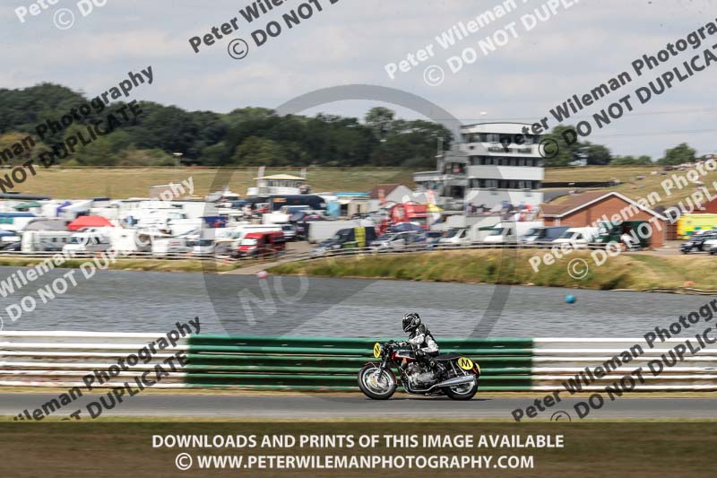 Vintage motorcycle club;eventdigitalimages;mallory park;mallory park trackday photographs;no limits trackdays;peter wileman photography;trackday digital images;trackday photos;vmcc festival 1000 bikes photographs