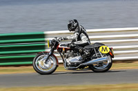 Vintage-motorcycle-club;eventdigitalimages;mallory-park;mallory-park-trackday-photographs;no-limits-trackdays;peter-wileman-photography;trackday-digital-images;trackday-photos;vmcc-festival-1000-bikes-photographs