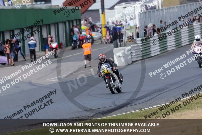 Vintage motorcycle club;eventdigitalimages;mallory park;mallory park trackday photographs;no limits trackdays;peter wileman photography;trackday digital images;trackday photos;vmcc festival 1000 bikes photographs