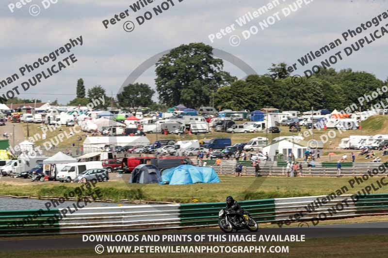 Vintage motorcycle club;eventdigitalimages;mallory park;mallory park trackday photographs;no limits trackdays;peter wileman photography;trackday digital images;trackday photos;vmcc festival 1000 bikes photographs