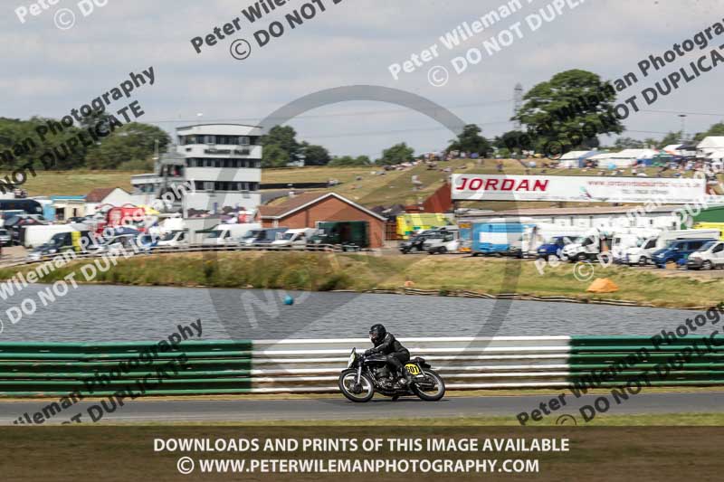 Vintage motorcycle club;eventdigitalimages;mallory park;mallory park trackday photographs;no limits trackdays;peter wileman photography;trackday digital images;trackday photos;vmcc festival 1000 bikes photographs