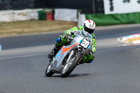 Vintage-motorcycle-club;eventdigitalimages;mallory-park;mallory-park-trackday-photographs;no-limits-trackdays;peter-wileman-photography;trackday-digital-images;trackday-photos;vmcc-festival-1000-bikes-photographs