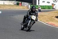 Vintage-motorcycle-club;eventdigitalimages;mallory-park;mallory-park-trackday-photographs;no-limits-trackdays;peter-wileman-photography;trackday-digital-images;trackday-photos;vmcc-festival-1000-bikes-photographs