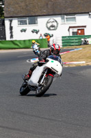 Vintage-motorcycle-club;eventdigitalimages;mallory-park;mallory-park-trackday-photographs;no-limits-trackdays;peter-wileman-photography;trackday-digital-images;trackday-photos;vmcc-festival-1000-bikes-photographs