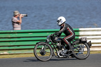 enduro-digital-images;event-digital-images;eventdigitalimages;mallory-park;mallory-park-photographs;mallory-park-trackday;mallory-park-trackday-photographs;no-limits-trackdays;peter-wileman-photography;racing-digital-images;trackday-digital-images;trackday-photos