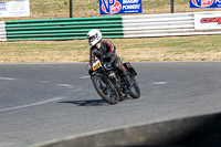 enduro-digital-images;event-digital-images;eventdigitalimages;mallory-park;mallory-park-photographs;mallory-park-trackday;mallory-park-trackday-photographs;no-limits-trackdays;peter-wileman-photography;racing-digital-images;trackday-digital-images;trackday-photos