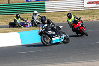 enduro-digital-images;event-digital-images;eventdigitalimages;mallory-park;mallory-park-photographs;mallory-park-trackday;mallory-park-trackday-photographs;no-limits-trackdays;peter-wileman-photography;racing-digital-images;trackday-digital-images;trackday-photos