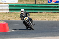 enduro-digital-images;event-digital-images;eventdigitalimages;mallory-park;mallory-park-photographs;mallory-park-trackday;mallory-park-trackday-photographs;no-limits-trackdays;peter-wileman-photography;racing-digital-images;trackday-digital-images;trackday-photos