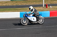 enduro-digital-images;event-digital-images;eventdigitalimages;mallory-park;mallory-park-photographs;mallory-park-trackday;mallory-park-trackday-photographs;no-limits-trackdays;peter-wileman-photography;racing-digital-images;trackday-digital-images;trackday-photos