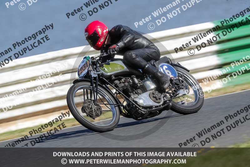 enduro digital images;event digital images;eventdigitalimages;mallory park;mallory park photographs;mallory park trackday;mallory park trackday photographs;no limits trackdays;peter wileman photography;racing digital images;trackday digital images;trackday photos