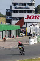 enduro-digital-images;event-digital-images;eventdigitalimages;mallory-park;mallory-park-photographs;mallory-park-trackday;mallory-park-trackday-photographs;no-limits-trackdays;peter-wileman-photography;racing-digital-images;trackday-digital-images;trackday-photos