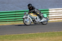 enduro-digital-images;event-digital-images;eventdigitalimages;mallory-park;mallory-park-photographs;mallory-park-trackday;mallory-park-trackday-photographs;no-limits-trackdays;peter-wileman-photography;racing-digital-images;trackday-digital-images;trackday-photos