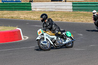 enduro-digital-images;event-digital-images;eventdigitalimages;mallory-park;mallory-park-photographs;mallory-park-trackday;mallory-park-trackday-photographs;no-limits-trackdays;peter-wileman-photography;racing-digital-images;trackday-digital-images;trackday-photos