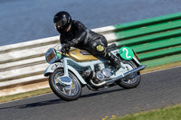 enduro-digital-images;event-digital-images;eventdigitalimages;mallory-park;mallory-park-photographs;mallory-park-trackday;mallory-park-trackday-photographs;no-limits-trackdays;peter-wileman-photography;racing-digital-images;trackday-digital-images;trackday-photos