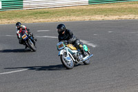 enduro-digital-images;event-digital-images;eventdigitalimages;mallory-park;mallory-park-photographs;mallory-park-trackday;mallory-park-trackday-photographs;no-limits-trackdays;peter-wileman-photography;racing-digital-images;trackday-digital-images;trackday-photos