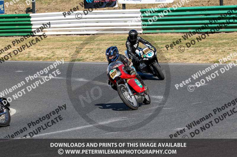 enduro digital images;event digital images;eventdigitalimages;mallory park;mallory park photographs;mallory park trackday;mallory park trackday photographs;no limits trackdays;peter wileman photography;racing digital images;trackday digital images;trackday photos