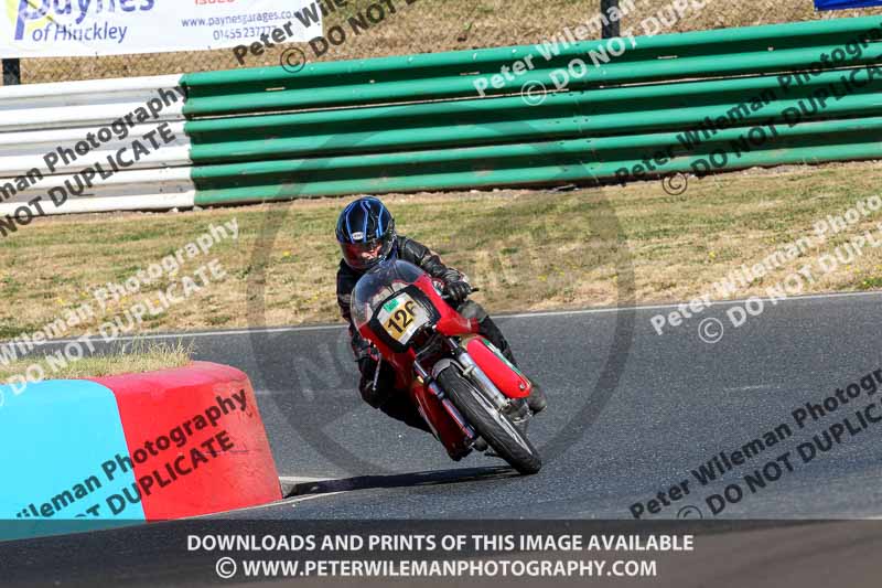 enduro digital images;event digital images;eventdigitalimages;mallory park;mallory park photographs;mallory park trackday;mallory park trackday photographs;no limits trackdays;peter wileman photography;racing digital images;trackday digital images;trackday photos