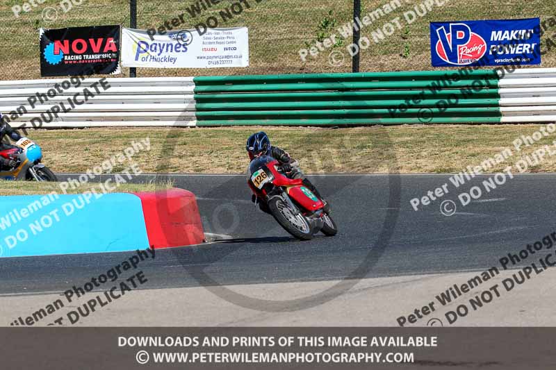 enduro digital images;event digital images;eventdigitalimages;mallory park;mallory park photographs;mallory park trackday;mallory park trackday photographs;no limits trackdays;peter wileman photography;racing digital images;trackday digital images;trackday photos