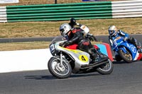 enduro-digital-images;event-digital-images;eventdigitalimages;mallory-park;mallory-park-photographs;mallory-park-trackday;mallory-park-trackday-photographs;no-limits-trackdays;peter-wileman-photography;racing-digital-images;trackday-digital-images;trackday-photos