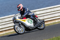 enduro-digital-images;event-digital-images;eventdigitalimages;mallory-park;mallory-park-photographs;mallory-park-trackday;mallory-park-trackday-photographs;no-limits-trackdays;peter-wileman-photography;racing-digital-images;trackday-digital-images;trackday-photos