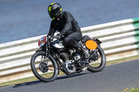 enduro-digital-images;event-digital-images;eventdigitalimages;mallory-park;mallory-park-photographs;mallory-park-trackday;mallory-park-trackday-photographs;no-limits-trackdays;peter-wileman-photography;racing-digital-images;trackday-digital-images;trackday-photos