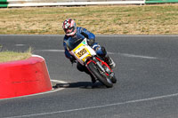 enduro-digital-images;event-digital-images;eventdigitalimages;mallory-park;mallory-park-photographs;mallory-park-trackday;mallory-park-trackday-photographs;no-limits-trackdays;peter-wileman-photography;racing-digital-images;trackday-digital-images;trackday-photos