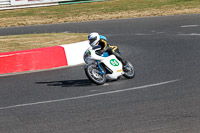 enduro-digital-images;event-digital-images;eventdigitalimages;mallory-park;mallory-park-photographs;mallory-park-trackday;mallory-park-trackday-photographs;no-limits-trackdays;peter-wileman-photography;racing-digital-images;trackday-digital-images;trackday-photos