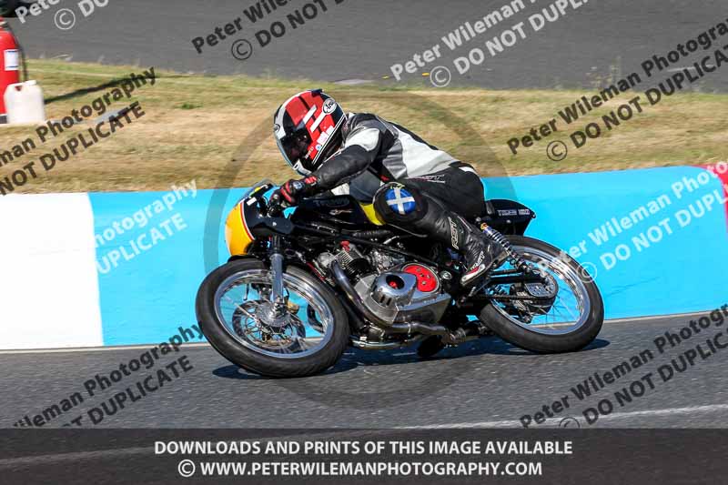 enduro digital images;event digital images;eventdigitalimages;mallory park;mallory park photographs;mallory park trackday;mallory park trackday photographs;no limits trackdays;peter wileman photography;racing digital images;trackday digital images;trackday photos