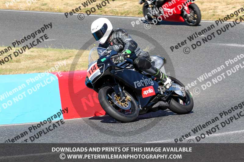 enduro digital images;event digital images;eventdigitalimages;mallory park;mallory park photographs;mallory park trackday;mallory park trackday photographs;no limits trackdays;peter wileman photography;racing digital images;trackday digital images;trackday photos