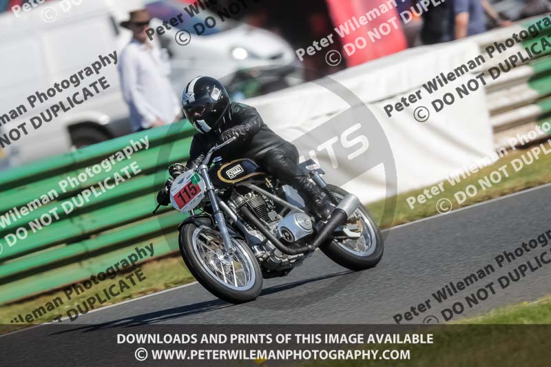 enduro digital images;event digital images;eventdigitalimages;mallory park;mallory park photographs;mallory park trackday;mallory park trackday photographs;no limits trackdays;peter wileman photography;racing digital images;trackday digital images;trackday photos