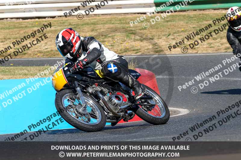 enduro digital images;event digital images;eventdigitalimages;mallory park;mallory park photographs;mallory park trackday;mallory park trackday photographs;no limits trackdays;peter wileman photography;racing digital images;trackday digital images;trackday photos