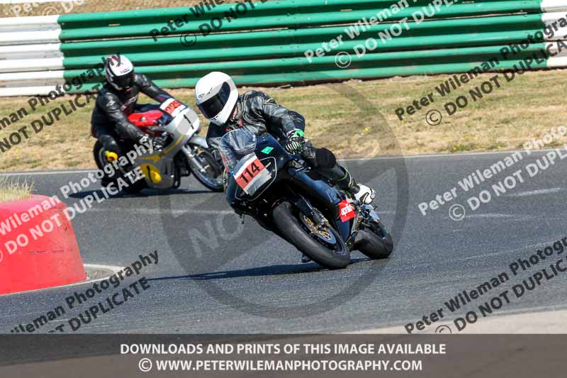 enduro digital images;event digital images;eventdigitalimages;mallory park;mallory park photographs;mallory park trackday;mallory park trackday photographs;no limits trackdays;peter wileman photography;racing digital images;trackday digital images;trackday photos