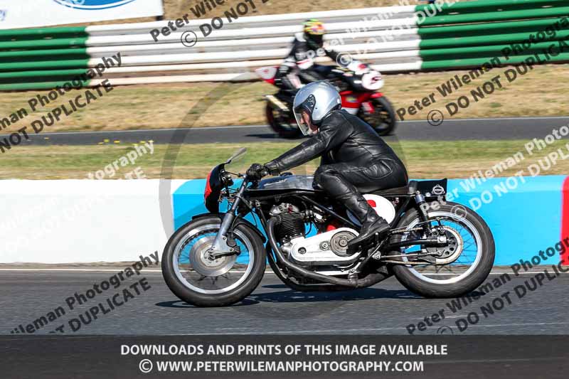 enduro digital images;event digital images;eventdigitalimages;mallory park;mallory park photographs;mallory park trackday;mallory park trackday photographs;no limits trackdays;peter wileman photography;racing digital images;trackday digital images;trackday photos