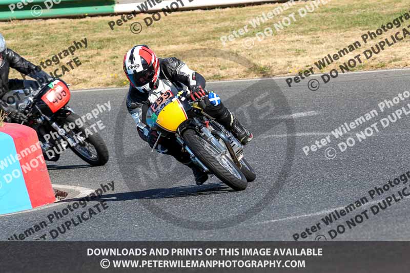 enduro digital images;event digital images;eventdigitalimages;mallory park;mallory park photographs;mallory park trackday;mallory park trackday photographs;no limits trackdays;peter wileman photography;racing digital images;trackday digital images;trackday photos