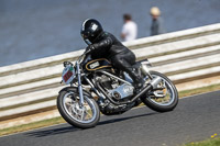 enduro-digital-images;event-digital-images;eventdigitalimages;mallory-park;mallory-park-photographs;mallory-park-trackday;mallory-park-trackday-photographs;no-limits-trackdays;peter-wileman-photography;racing-digital-images;trackday-digital-images;trackday-photos