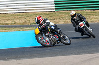 enduro-digital-images;event-digital-images;eventdigitalimages;mallory-park;mallory-park-photographs;mallory-park-trackday;mallory-park-trackday-photographs;no-limits-trackdays;peter-wileman-photography;racing-digital-images;trackday-digital-images;trackday-photos