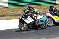 enduro-digital-images;event-digital-images;eventdigitalimages;mallory-park;mallory-park-photographs;mallory-park-trackday;mallory-park-trackday-photographs;no-limits-trackdays;peter-wileman-photography;racing-digital-images;trackday-digital-images;trackday-photos