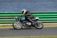 enduro-digital-images;event-digital-images;eventdigitalimages;mallory-park;mallory-park-photographs;mallory-park-trackday;mallory-park-trackday-photographs;no-limits-trackdays;peter-wileman-photography;racing-digital-images;trackday-digital-images;trackday-photos