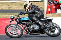 enduro-digital-images;event-digital-images;eventdigitalimages;mallory-park;mallory-park-photographs;mallory-park-trackday;mallory-park-trackday-photographs;no-limits-trackdays;peter-wileman-photography;racing-digital-images;trackday-digital-images;trackday-photos
