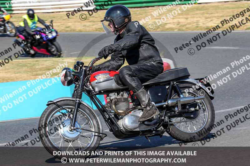 enduro digital images;event digital images;eventdigitalimages;mallory park;mallory park photographs;mallory park trackday;mallory park trackday photographs;no limits trackdays;peter wileman photography;racing digital images;trackday digital images;trackday photos