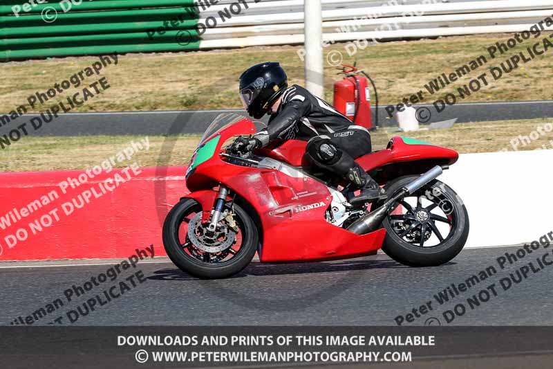 enduro digital images;event digital images;eventdigitalimages;mallory park;mallory park photographs;mallory park trackday;mallory park trackday photographs;no limits trackdays;peter wileman photography;racing digital images;trackday digital images;trackday photos