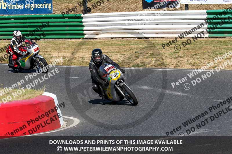 enduro digital images;event digital images;eventdigitalimages;mallory park;mallory park photographs;mallory park trackday;mallory park trackday photographs;no limits trackdays;peter wileman photography;racing digital images;trackday digital images;trackday photos