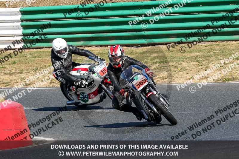 enduro digital images;event digital images;eventdigitalimages;mallory park;mallory park photographs;mallory park trackday;mallory park trackday photographs;no limits trackdays;peter wileman photography;racing digital images;trackday digital images;trackday photos