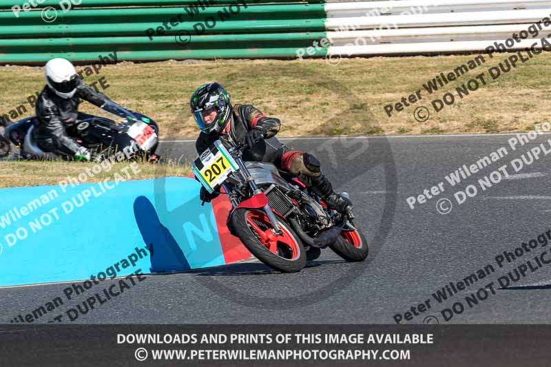 enduro digital images;event digital images;eventdigitalimages;mallory park;mallory park photographs;mallory park trackday;mallory park trackday photographs;no limits trackdays;peter wileman photography;racing digital images;trackday digital images;trackday photos