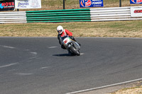 enduro-digital-images;event-digital-images;eventdigitalimages;mallory-park;mallory-park-photographs;mallory-park-trackday;mallory-park-trackday-photographs;no-limits-trackdays;peter-wileman-photography;racing-digital-images;trackday-digital-images;trackday-photos