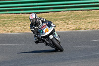 enduro-digital-images;event-digital-images;eventdigitalimages;mallory-park;mallory-park-photographs;mallory-park-trackday;mallory-park-trackday-photographs;no-limits-trackdays;peter-wileman-photography;racing-digital-images;trackday-digital-images;trackday-photos