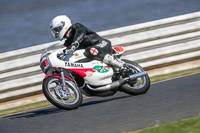 enduro-digital-images;event-digital-images;eventdigitalimages;mallory-park;mallory-park-photographs;mallory-park-trackday;mallory-park-trackday-photographs;no-limits-trackdays;peter-wileman-photography;racing-digital-images;trackday-digital-images;trackday-photos
